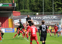 Gala-Auftritt im Niederrheinstadion