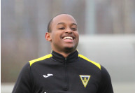 Alemannia verstärkt sich mit Leroy-Jacques Mickels und Senol Ak