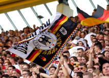 Gemeinsam zum Tivoli – Gemeinsam zum WM-Titel!