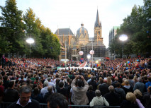 NetAachen-Domspringen: 10 Jahre Weltklasse-Leichtathletik in Aachen