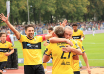 Trotz Rückstand: Alemannia überrollt Schweinfurt in Hälfte zwei