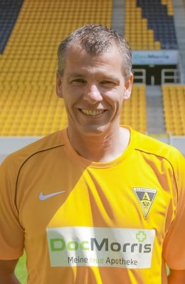  Stephan Straub