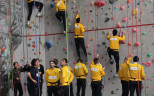 Teambuilding in der Kletterhalle
