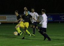 U17 bleibt in Lauerstellung