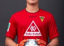 Manzenreiter komplettiert Torhüter-Trio
