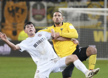 Schwarz-gelbe Faninvasion in Hessens Landeshauptstadt