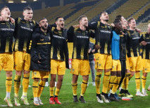 Acht-Tore-Spektakel mit Happy End