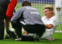 Muskelfaserriss bei Vukovic, Prellung bei Herzig