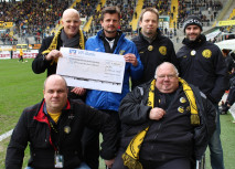 Club der 100er spendet an die Jugendabteilung