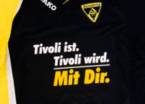 Tivoli-Slogan auf dem Trikot