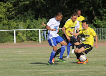 Knapper Sieg zum Auftakt