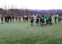 U12: Für einen guten Zweck auf Reisen