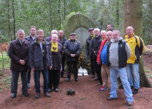 Kranzniederlegung am Gedenkstein