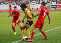 Traditionsduell vor großer Kulisse